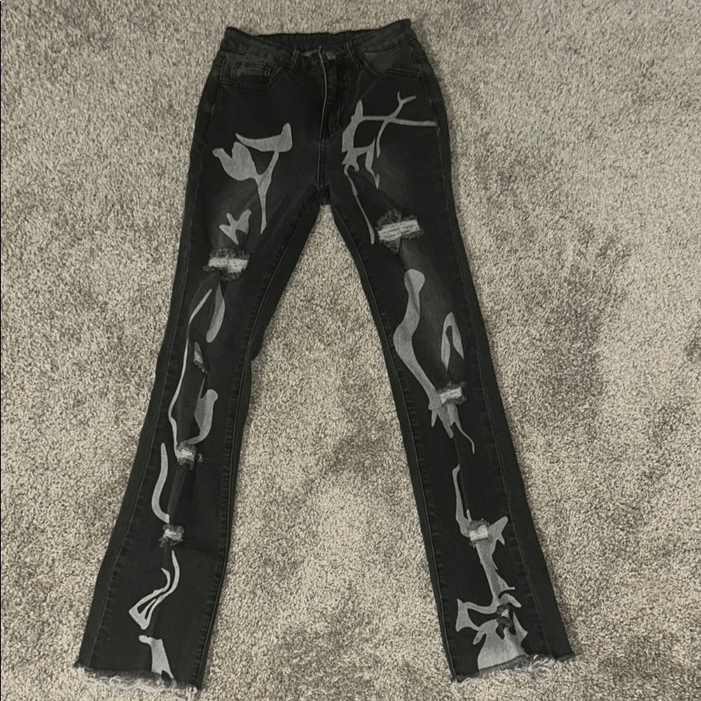 Artistic Black Straight Leg Jeans with Dynamic Patterns